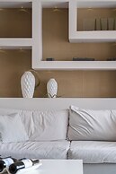 Kymothoe Elite Suites