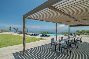 Kymothoe Elite Suites