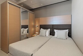 Kymothoe Elite Suites