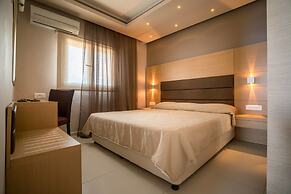 Kymothoe Elite Suites