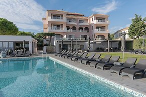 Kymothoe Elite Suites