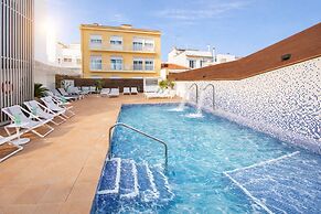 Neptuno Aparthotel