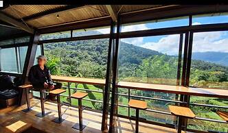 Celeste Mountain Lodge