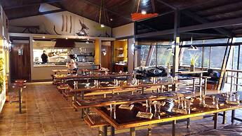 Celeste Mountain Lodge