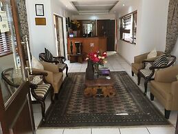 Hoyohoyo Chartwell Lodge