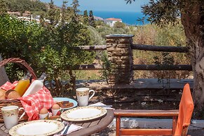 Mainades Maisonettes and Studios