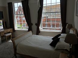 Wellington Hotel