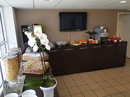 All Suites Appart Hotel Merignac