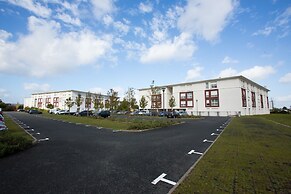 All Suites Appart Hotel Merignac