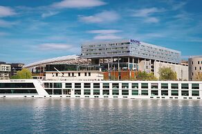 Novotel Lyon Centre Confluence Bord de Saone