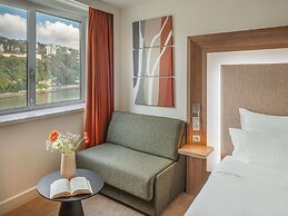 Novotel Lyon Centre Confluence Bord de Saone
