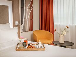 Novotel Lyon Centre Confluence Bord de Saone