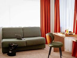 Novotel Lyon Centre Confluence Bord de Saone