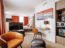 Novotel Lyon Centre Confluence Bord de Saone