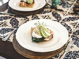 Noosa Valley Manor B&B Retreat