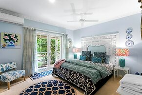 Noosa Valley Manor B&B Retreat
