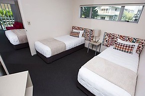 Navigate Seaside Hotel