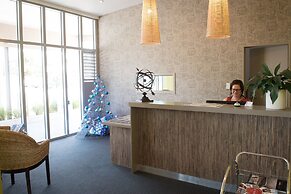 Navigate Seaside Hotel