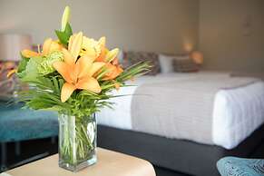 Navigate Seaside Hotel