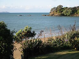 By the Bay Beachfront Apartments