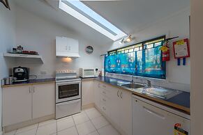 By the Bay Beachfront Apartments