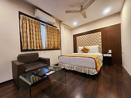 Hotel Lee International