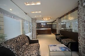 Hotel Lee International