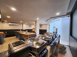 Hotel Lee International