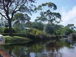 Tawharanui Lodge