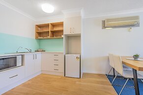 Nelson Towers Motel & Apartments