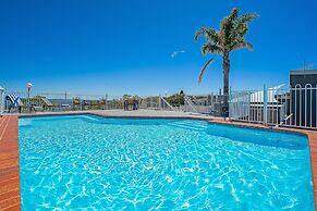 Nelson Towers Motel & Apartments