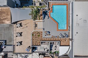 Nelson Towers Motel & Apartments