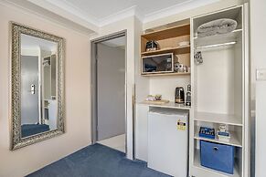 Nelson Towers Motel & Apartments