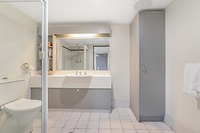 Nelson Towers Motel & Apartments