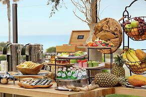Cape Rey Carlsbad Beach, a Hilton Resort & Spa