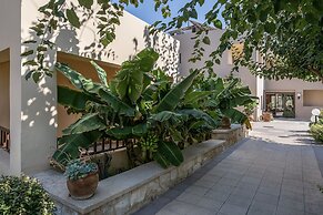 Indigo Mare Hotel Apartments