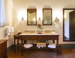 Castello Banfi - Il Borgo