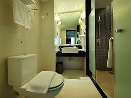 Ming Garden Hotel and Residences