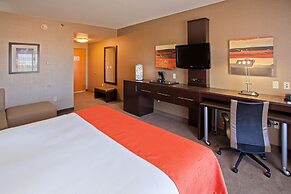 Holiday Inn Express and Suites Columbus Edinburgh by IHG