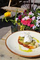 Scotsman's Pack Hotel