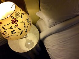 Thatched Cottage Hotel