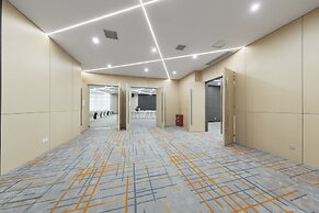 Holiday Inn Express Chongqing Guanyinqiao by IHG