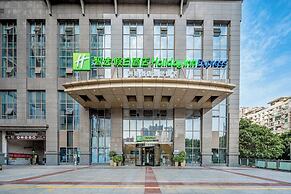Holiday Inn Express Chongqing Guanyinqiao by IHG