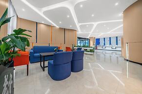 Holiday Inn Express Chongqing Guanyinqiao by IHG
