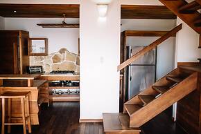 Aqua Oceanfront Hotel Resort