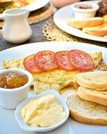 Aqua Oceanfront Hotel Resort