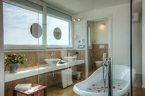 D-Place Hotel & Suite