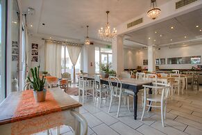 D-Place Hotel & Suite