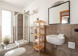 D-Place Hotel & Suite