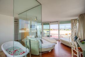 D-Place Hotel & Suite